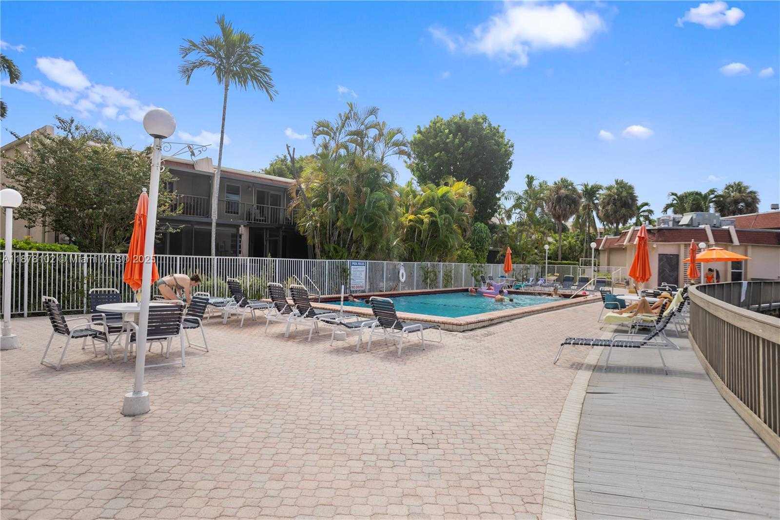 Small Image of 2101 ATLANTIC SHORES BLVD #107, Hallandale Beach Number 34
