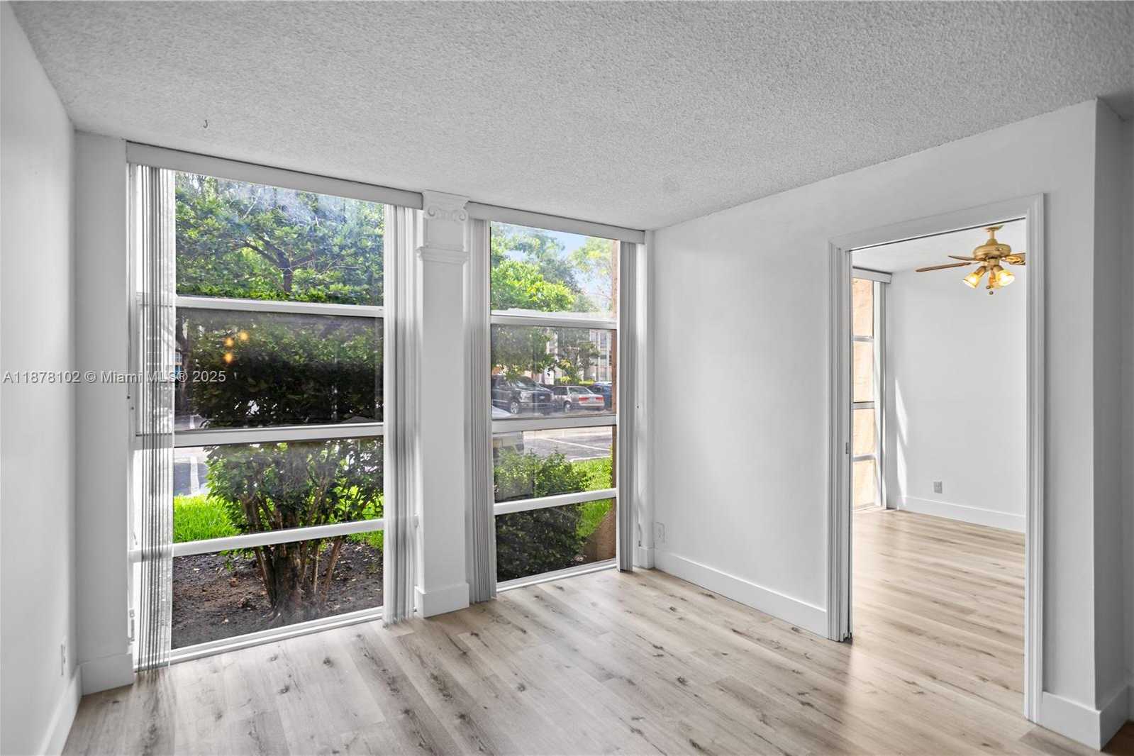 Small Image of 2101 ATLANTIC SHORES BLVD #107, Hallandale Beach Number 4