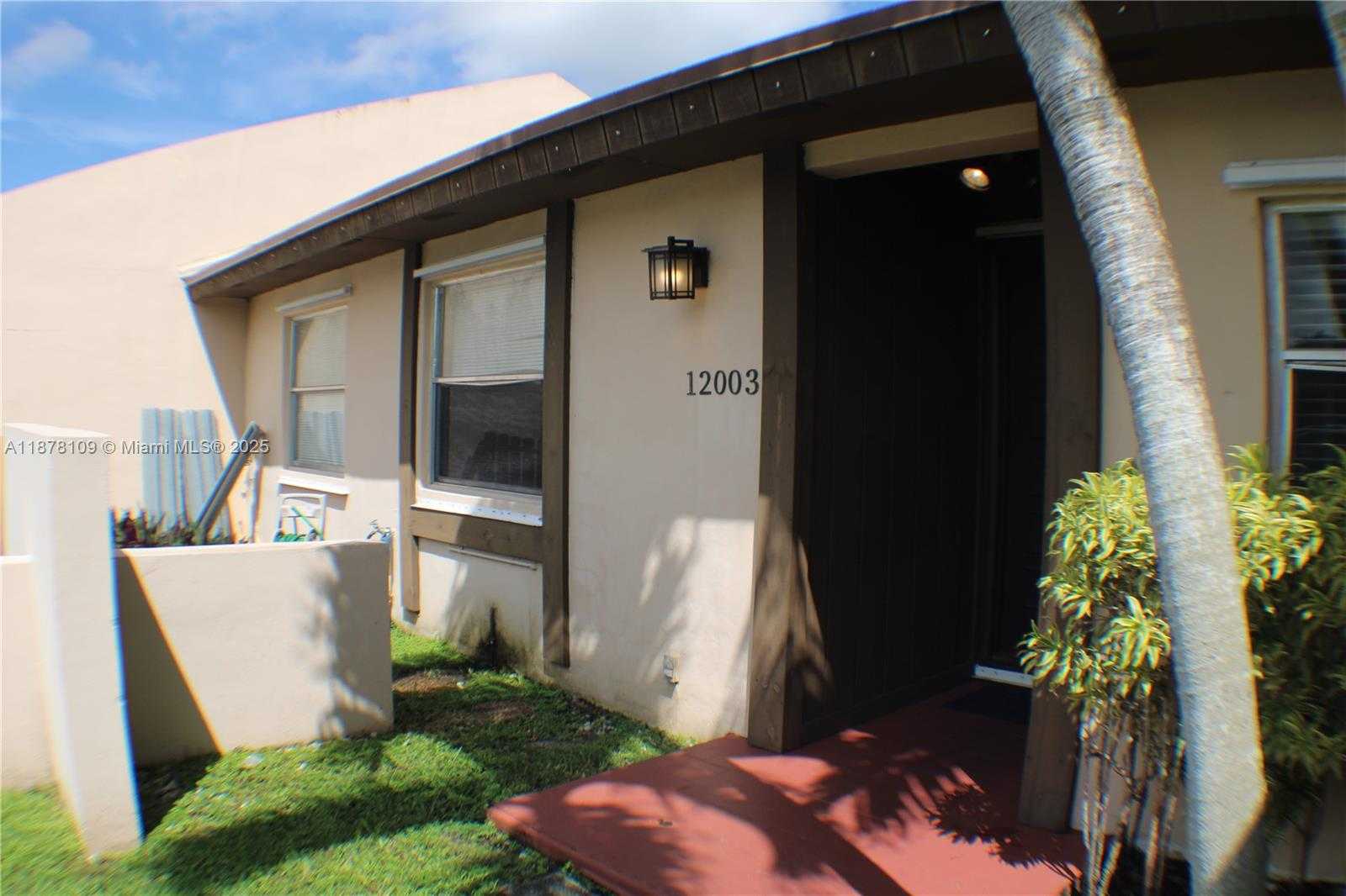 Small Image of 12003 SOUTH WEST 110TH ST CIR N, Miami Number 11
