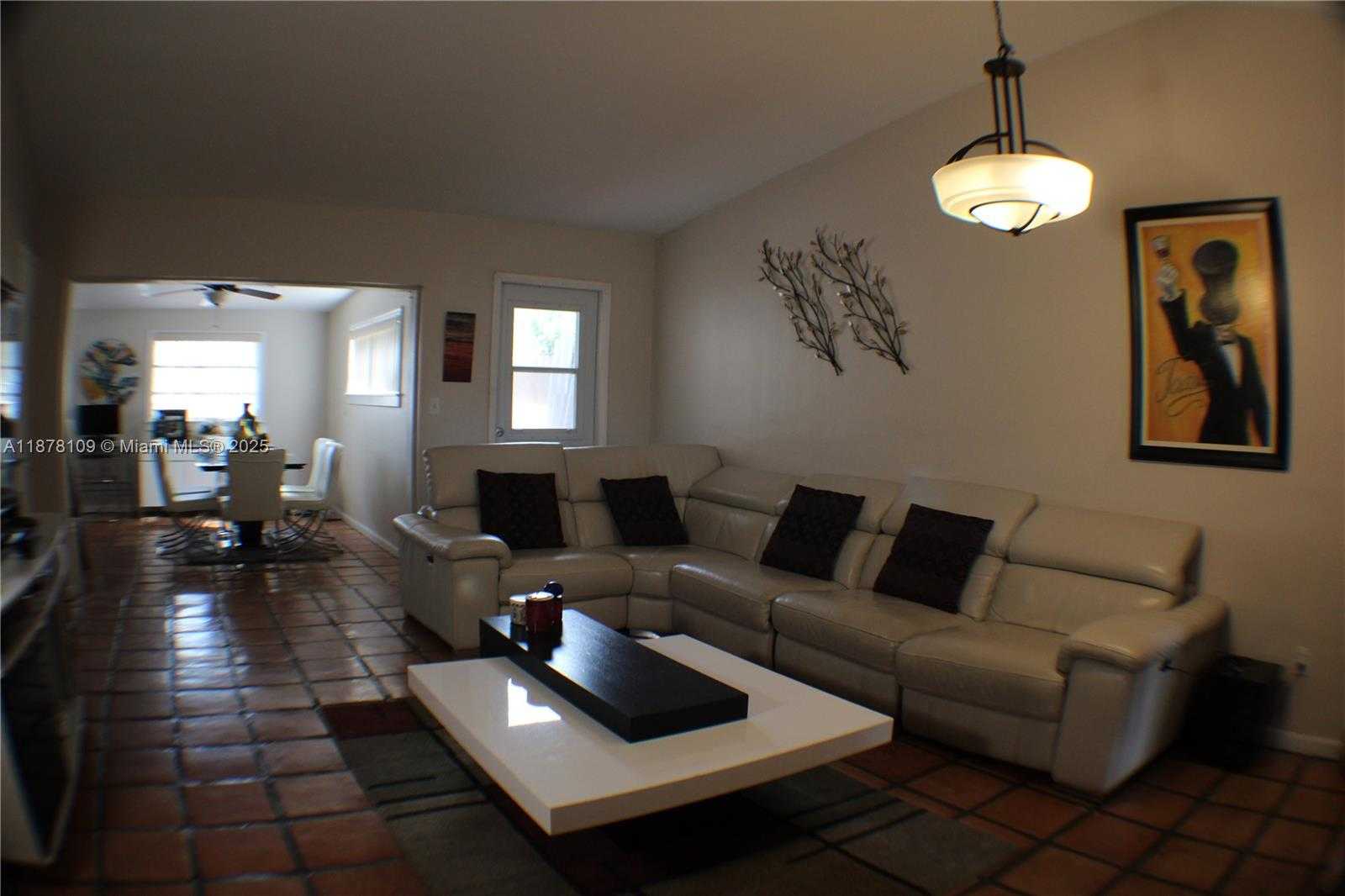 Small Image of 12003 SOUTH WEST 110TH ST CIR N, Miami Number 2