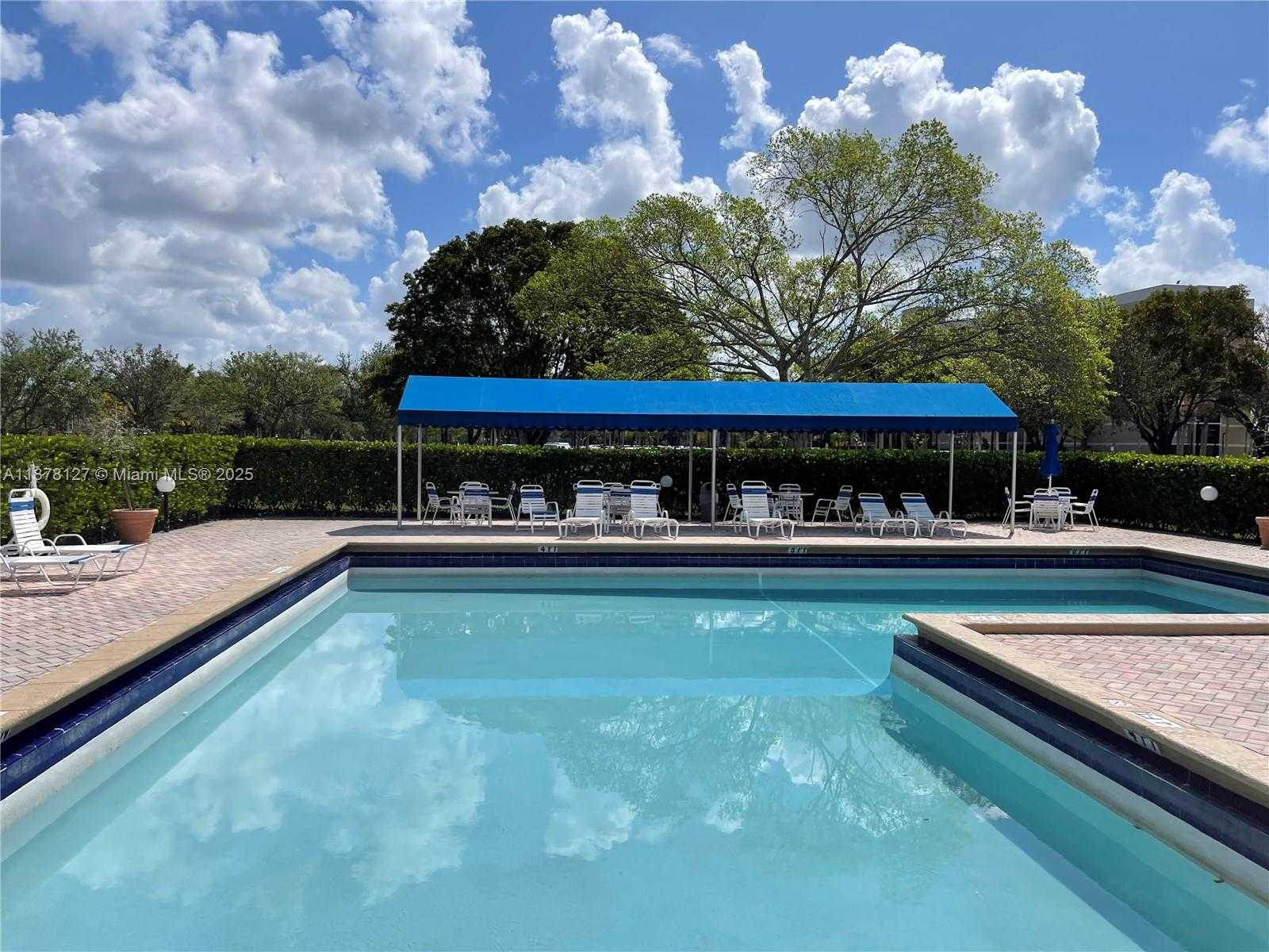 Small Image of 16500 GOLF CLUB RD #101, Weston Number 30