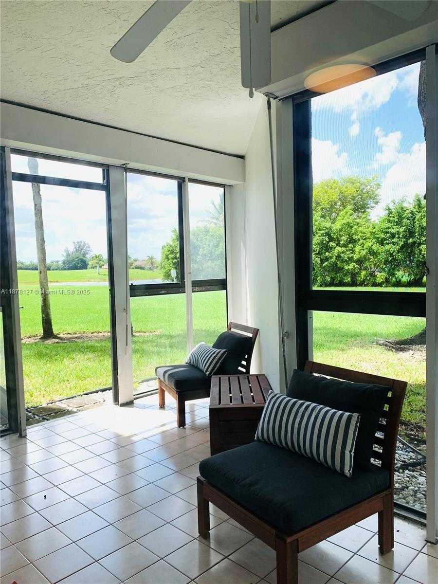 Small Image of 16500 GOLF CLUB RD #101, Weston Number 8
