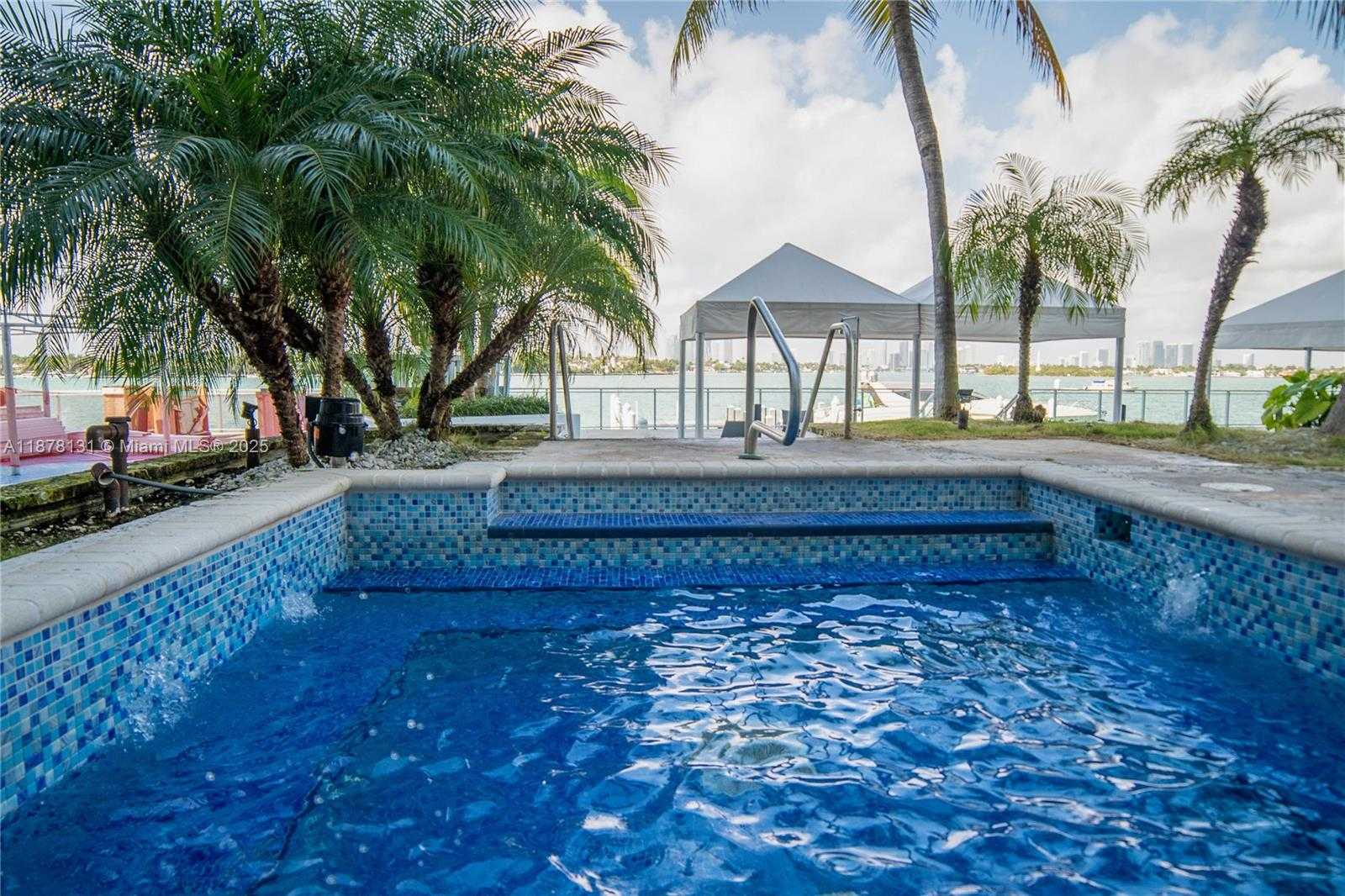 Small Image of 1000 WEST AVE #1515, Miami Beach Number 19