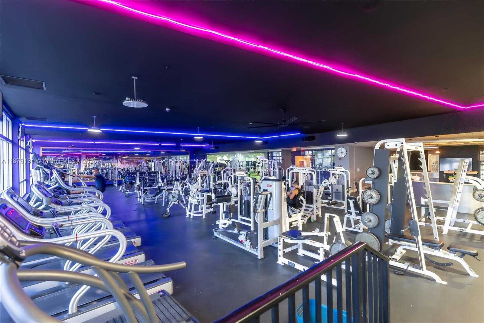 Small Image of 1000 WEST AVE #1515, Miami Beach Number 29