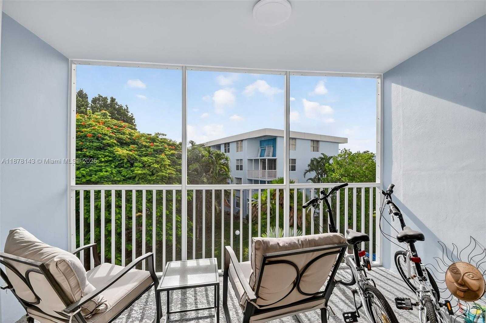 Small Image of 2000 SOUTH FEDERAL HWY #304, Boynton Beach Number 14