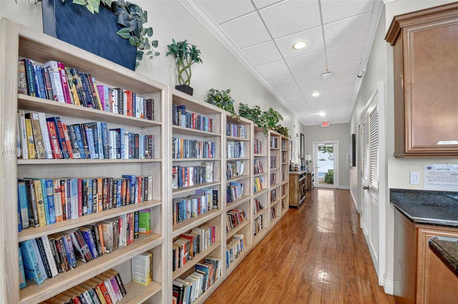 Small Image of 2000 SOUTH FEDERAL HWY #304, Boynton Beach Number 27