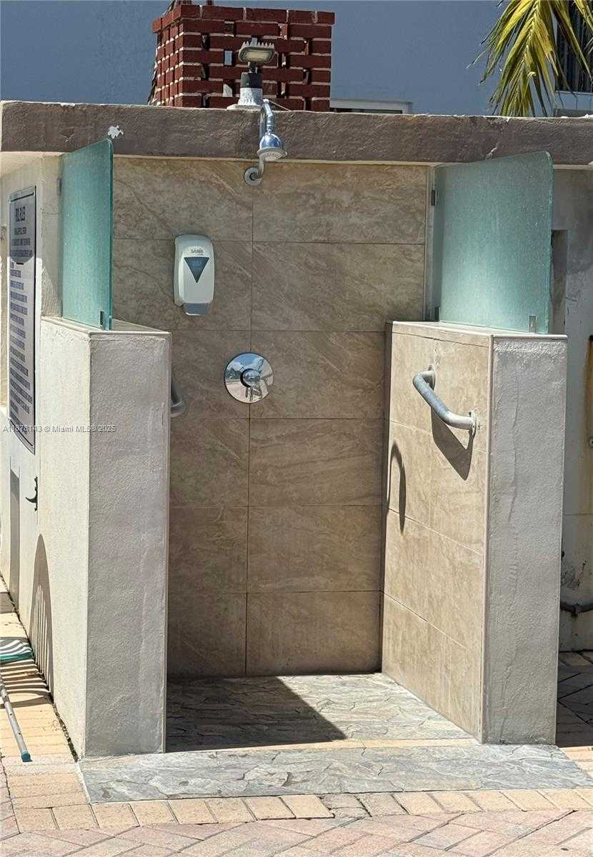 Small Image of 2000 SOUTH FEDERAL HWY #304, Boynton Beach Number 32