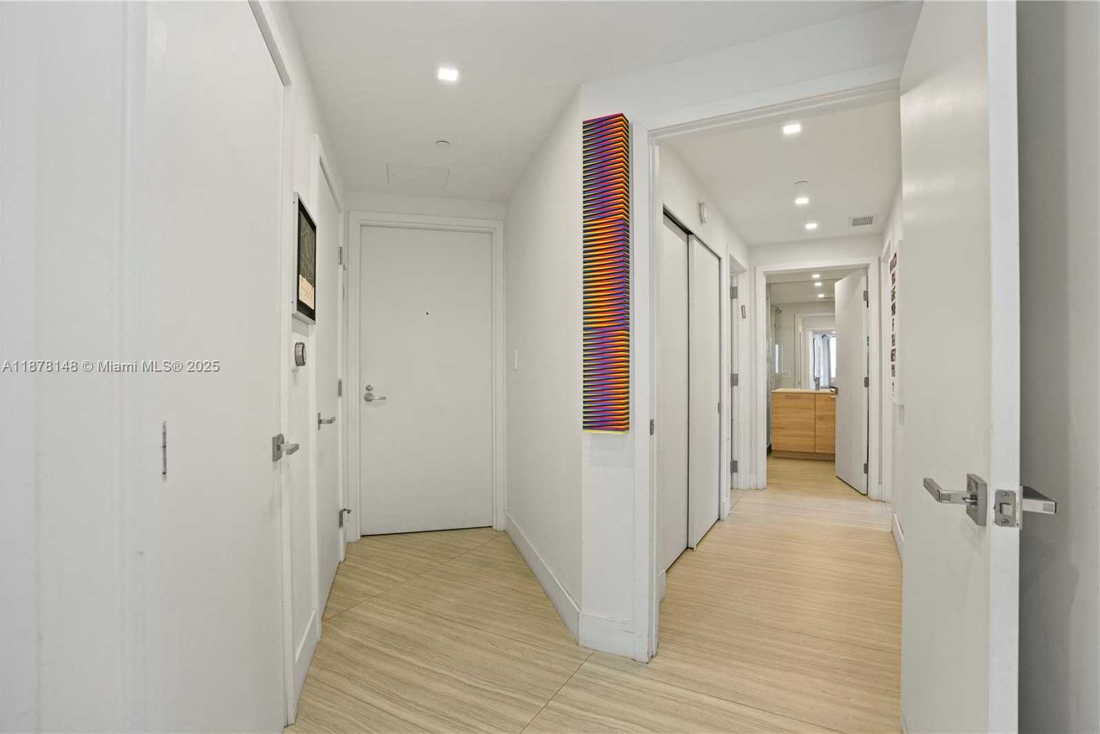 Small Image of 16385 BISCAYNE BLVD #1601, North Miami Beach Number 15