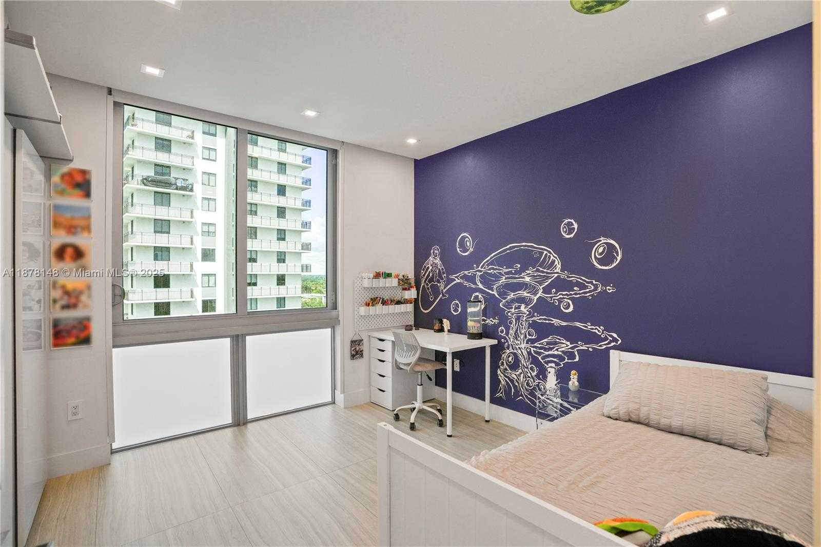 Small Image of 16385 BISCAYNE BLVD #1601, North Miami Beach Number 16
