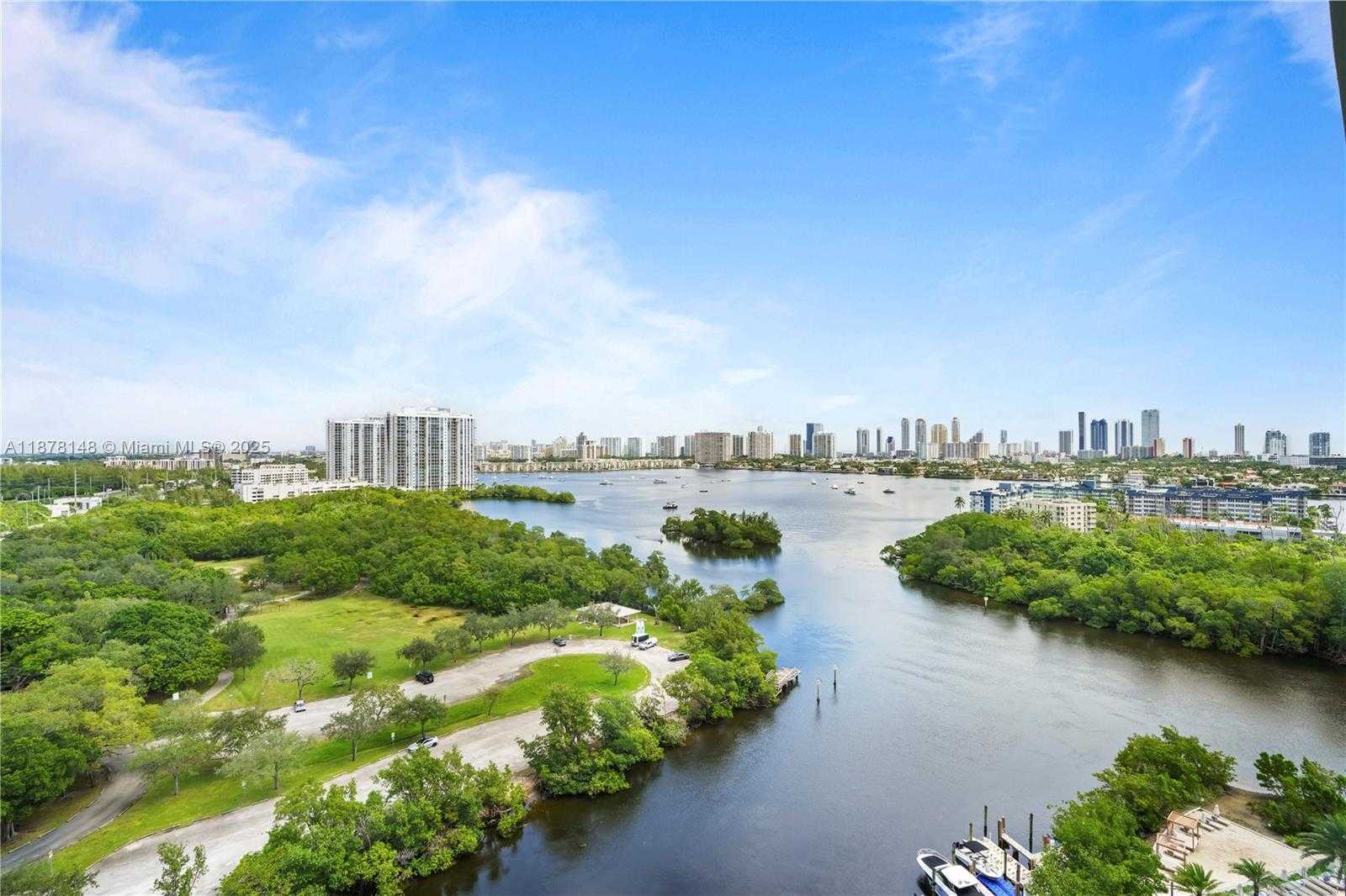 Small Image of 16385 BISCAYNE BLVD #1601, North Miami Beach Number 23
