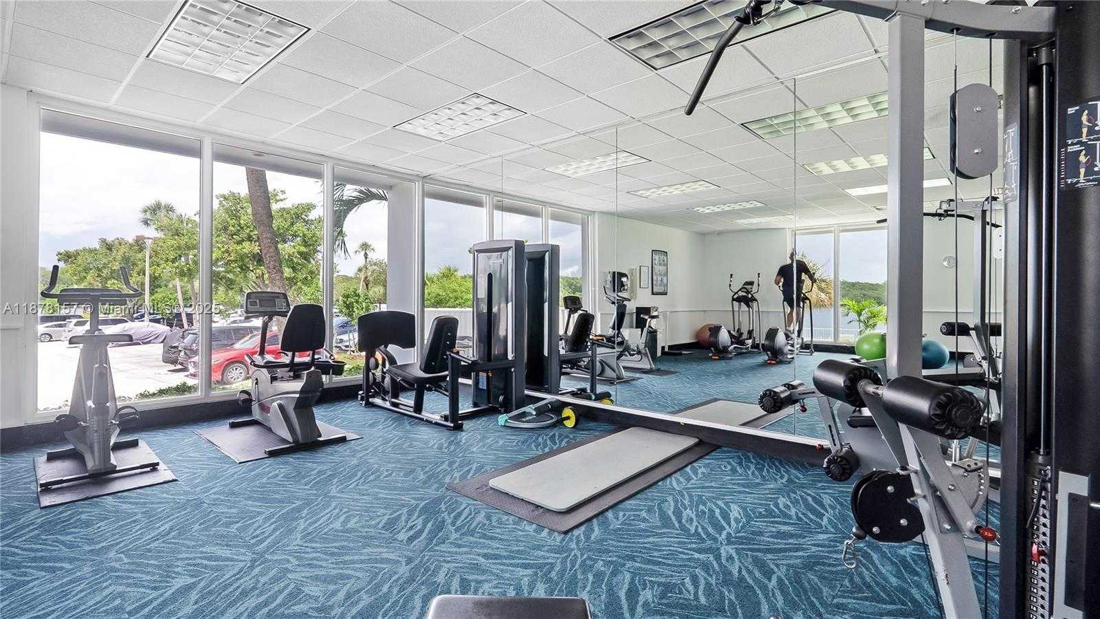 Small Image of 500 BAYVIEW DR #732, Sunny Isles Beach Number 40