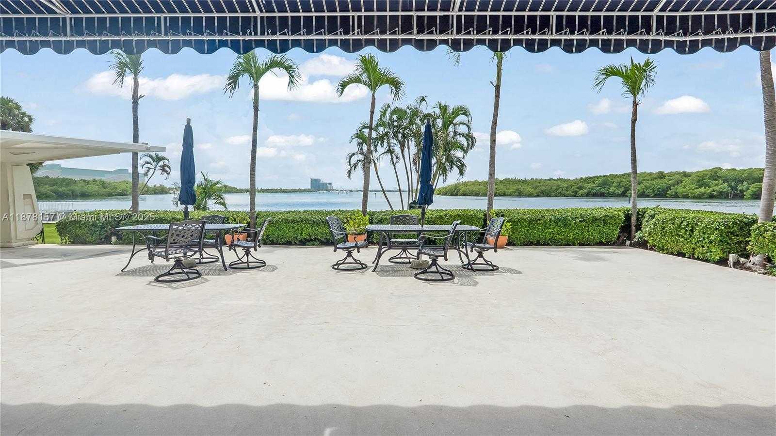Small Image of 500 BAYVIEW DR #732, Sunny Isles Beach Number 43