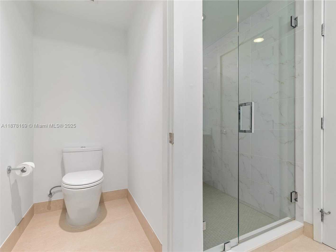Small Image of 16385 BISCAYNE BLVD #1921, North Miami Beach Number 10