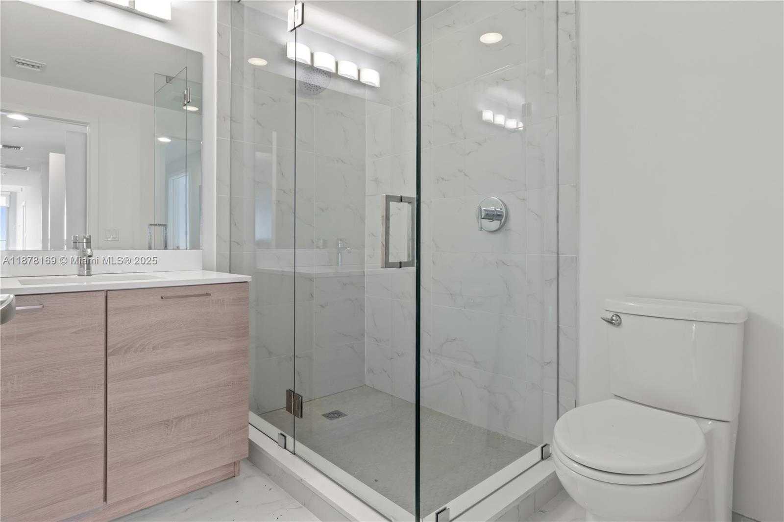 Small Image of 16385 BISCAYNE BLVD #1921, North Miami Beach Number 6