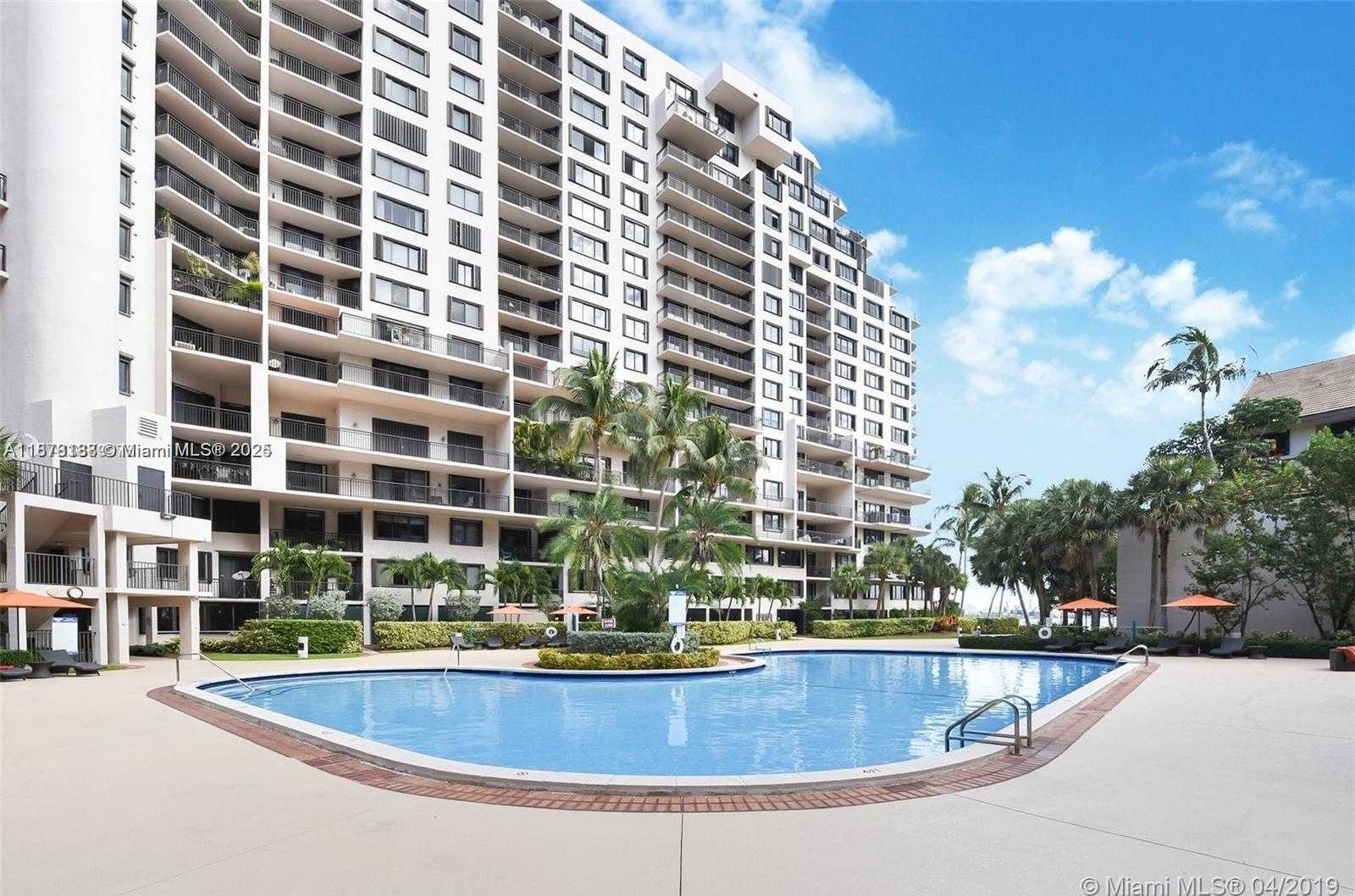 Small Image of 540 BRICKELL KEY DR #811, Miami Number 4