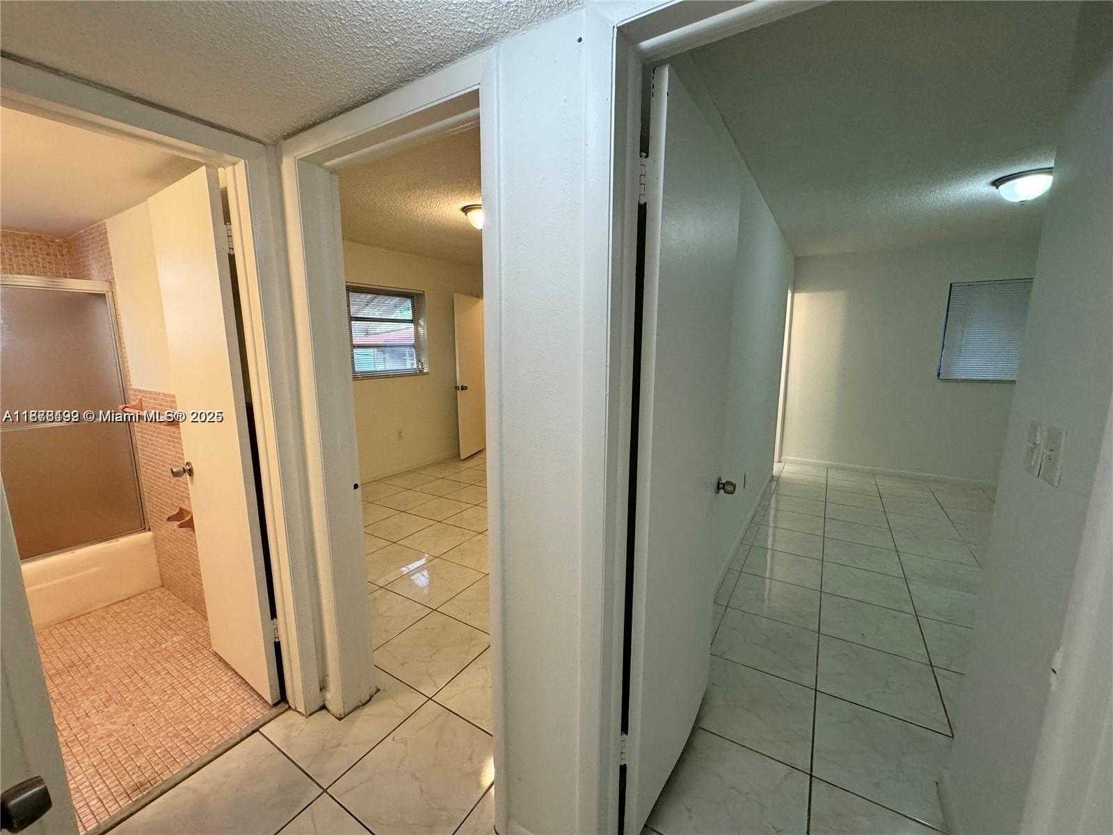 Small Image of 2005 JEFFERSON ST #205, Hollywood Number 8