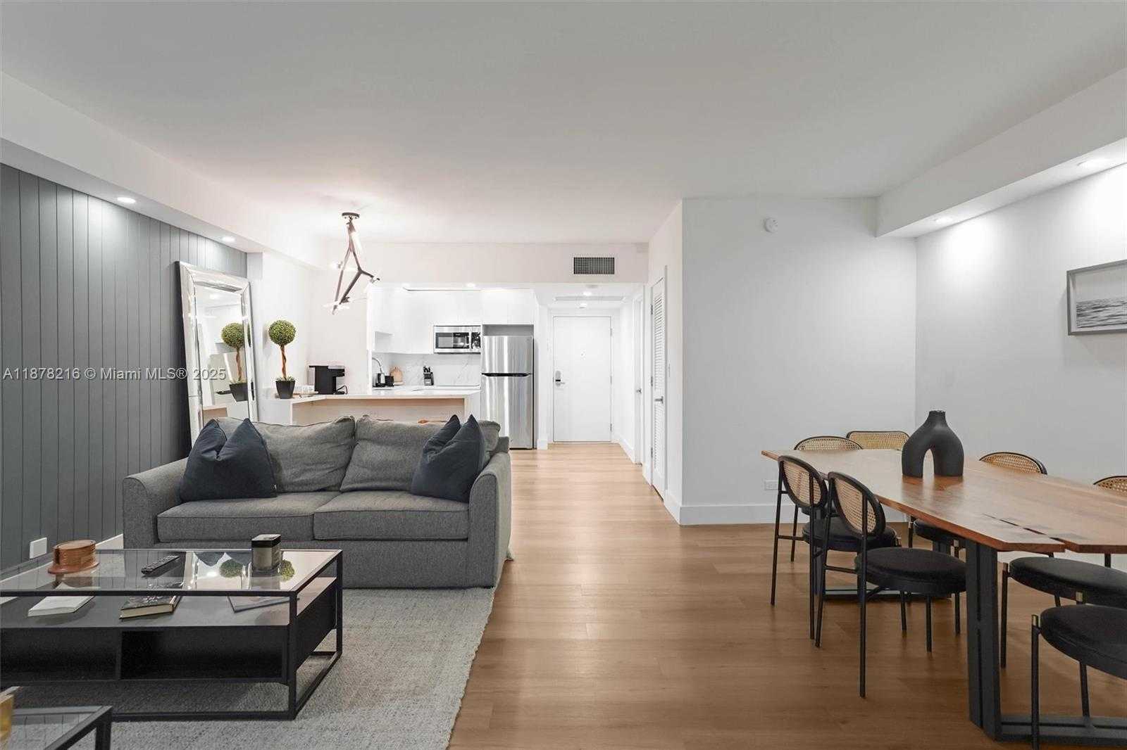 Small Image of 2301 COLLINS AVE #1135, Miami Beach Number 11
