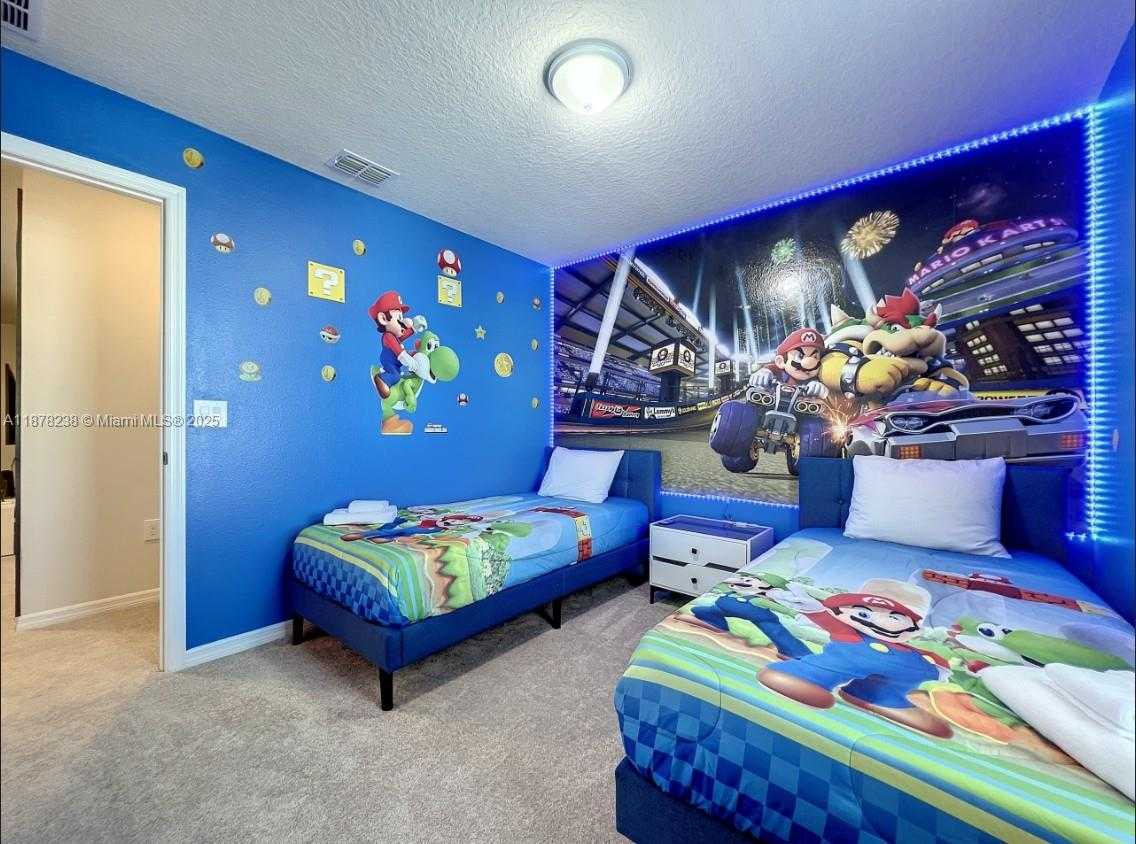 Small Image of 3878 LANA AVE, Davenport Number 12