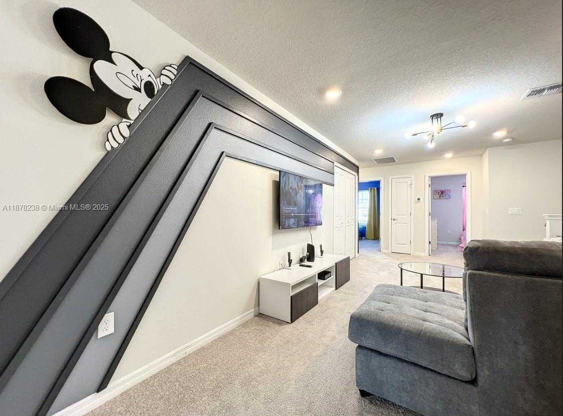 Small Image of 3878 LANA AVE, Davenport Number 38