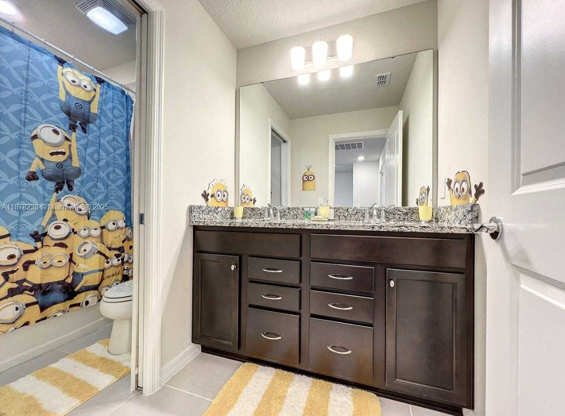 Small Image of 3878 LANA AVE, Davenport Number 41