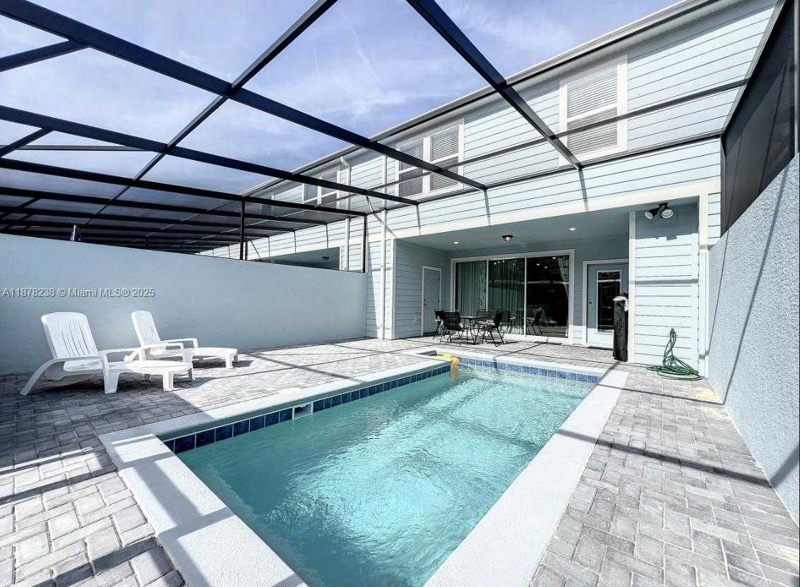 Small Image of 3878 LANA AVE, Davenport Number 45
