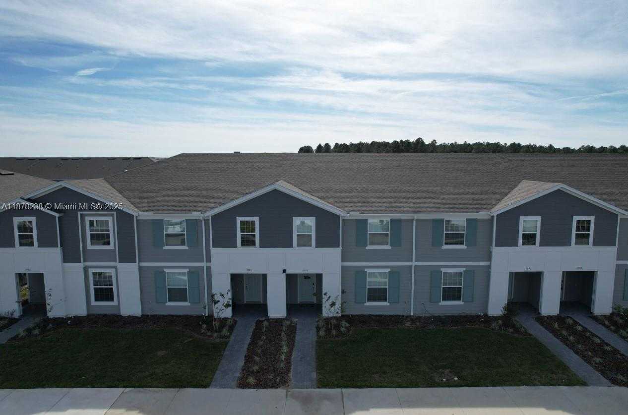 Small Image of 3878 LANA AVE, Davenport Number 57