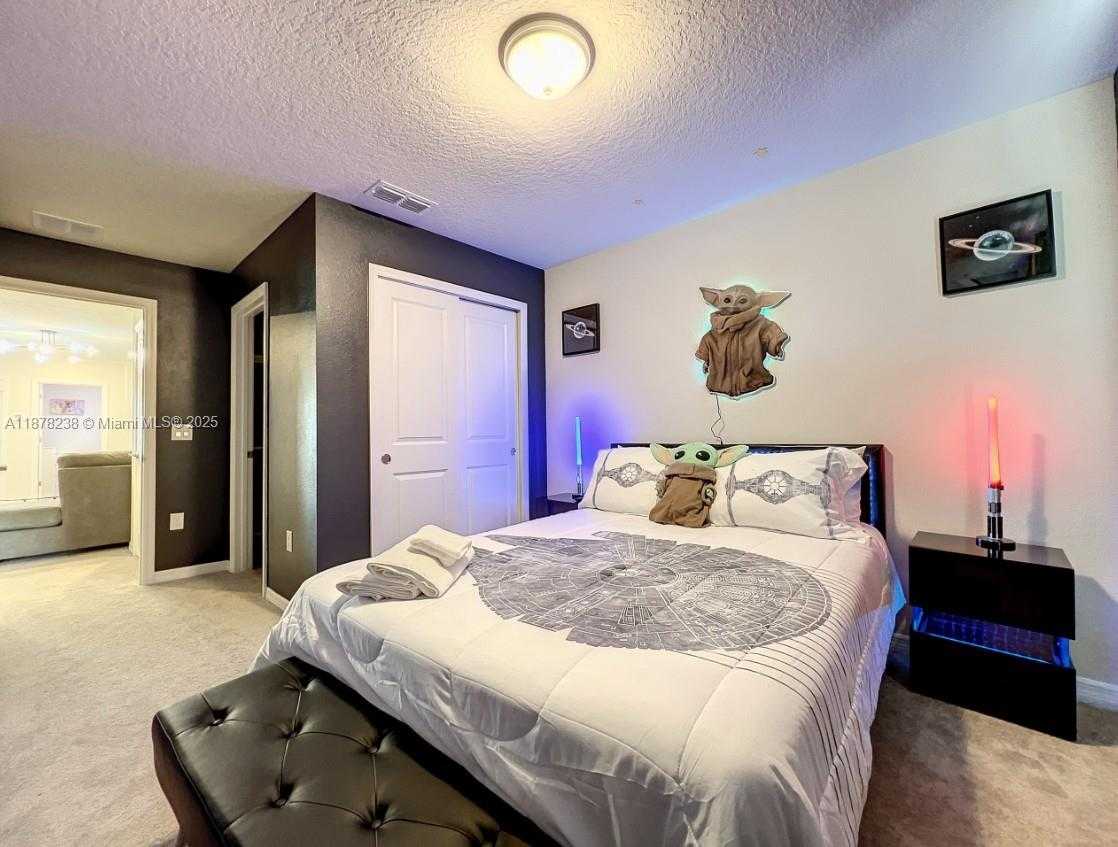 Small Image of 3878 LANA AVE, Davenport Number 8