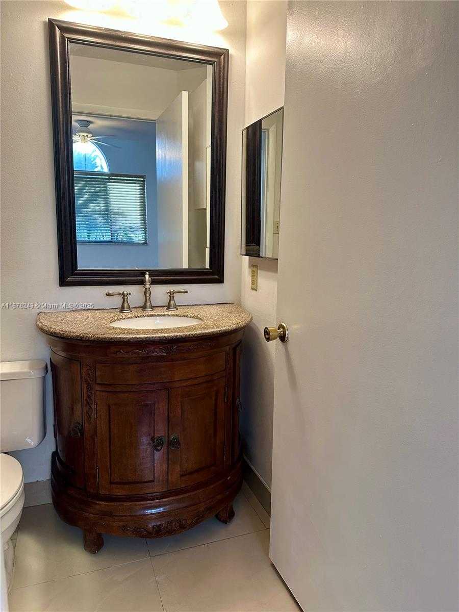 Small Image of 9435 SOUTH WEST 140TH CT #9435, Miami Number 26