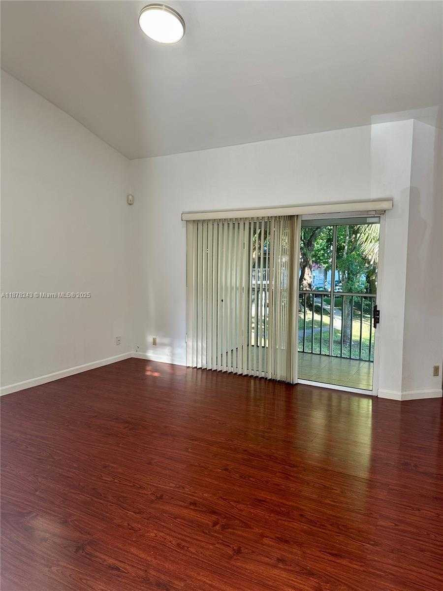 Small Image of 9435 SOUTH WEST 140TH CT #9435, Miami Number 9