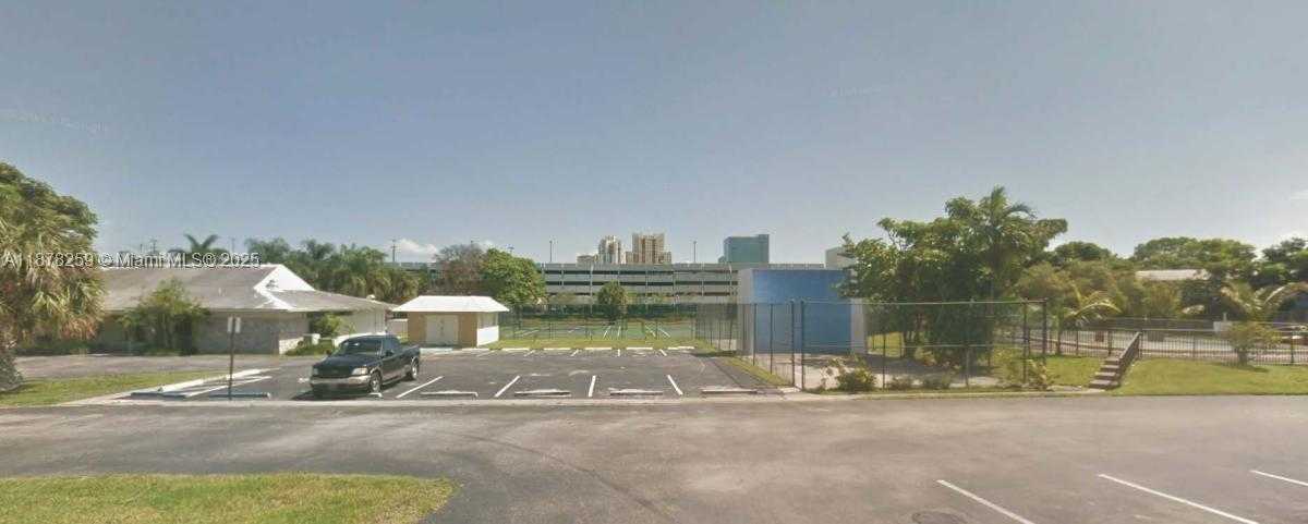 Small Image of 7680 SOUTH WEST 82ND ST #H121, Miami Number 11