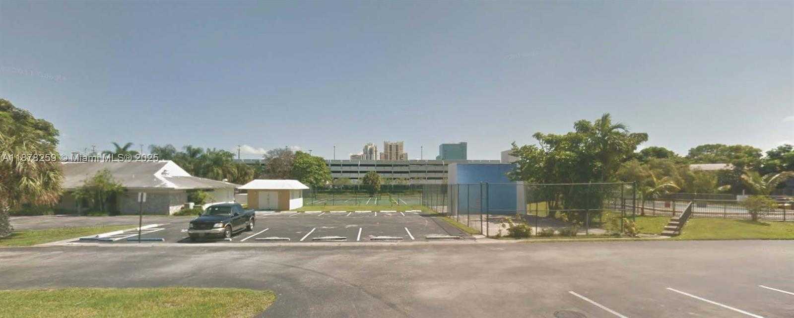 Small Image of 7680 SOUTH WEST 82ND ST #H121, Miami Number 14
