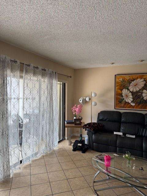 Small Image of 11328 SOUTH WEST 85TH LN, Miami Number 4