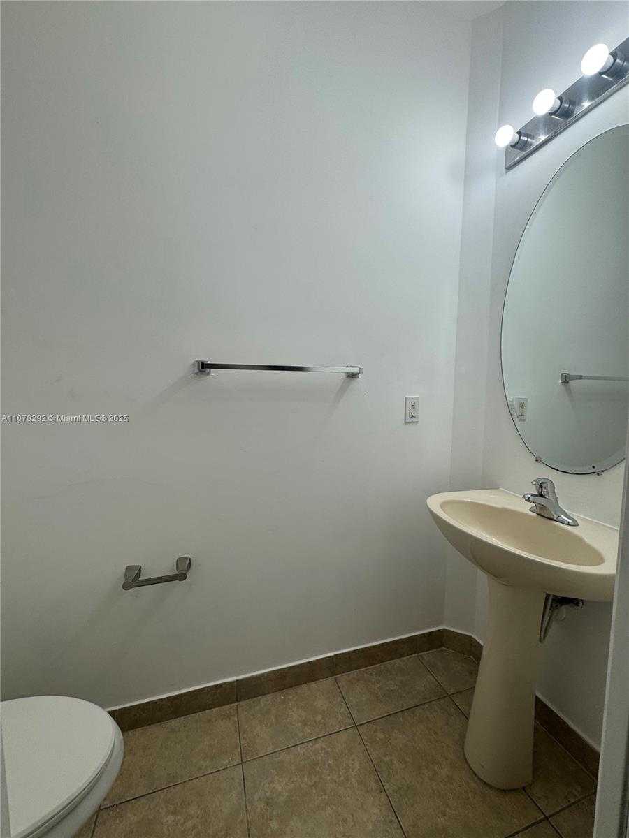 Small Image of 1415 NORTH WEST 34TH WAY, Lauderhill Number 35