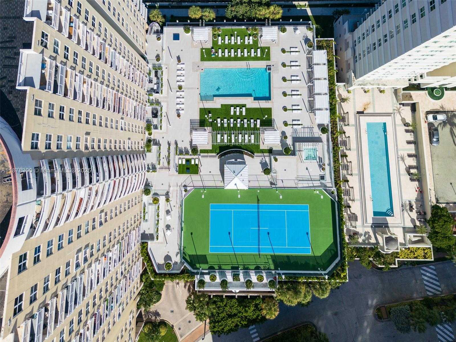 Small Image of 770 CLAUGHTON ISLAND DR #609, Miami Number 17