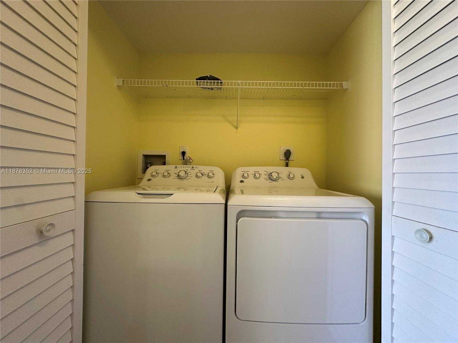 Small Image of 2627 NORTH WEST 33RD ST #2209, Oakland Park Number 33