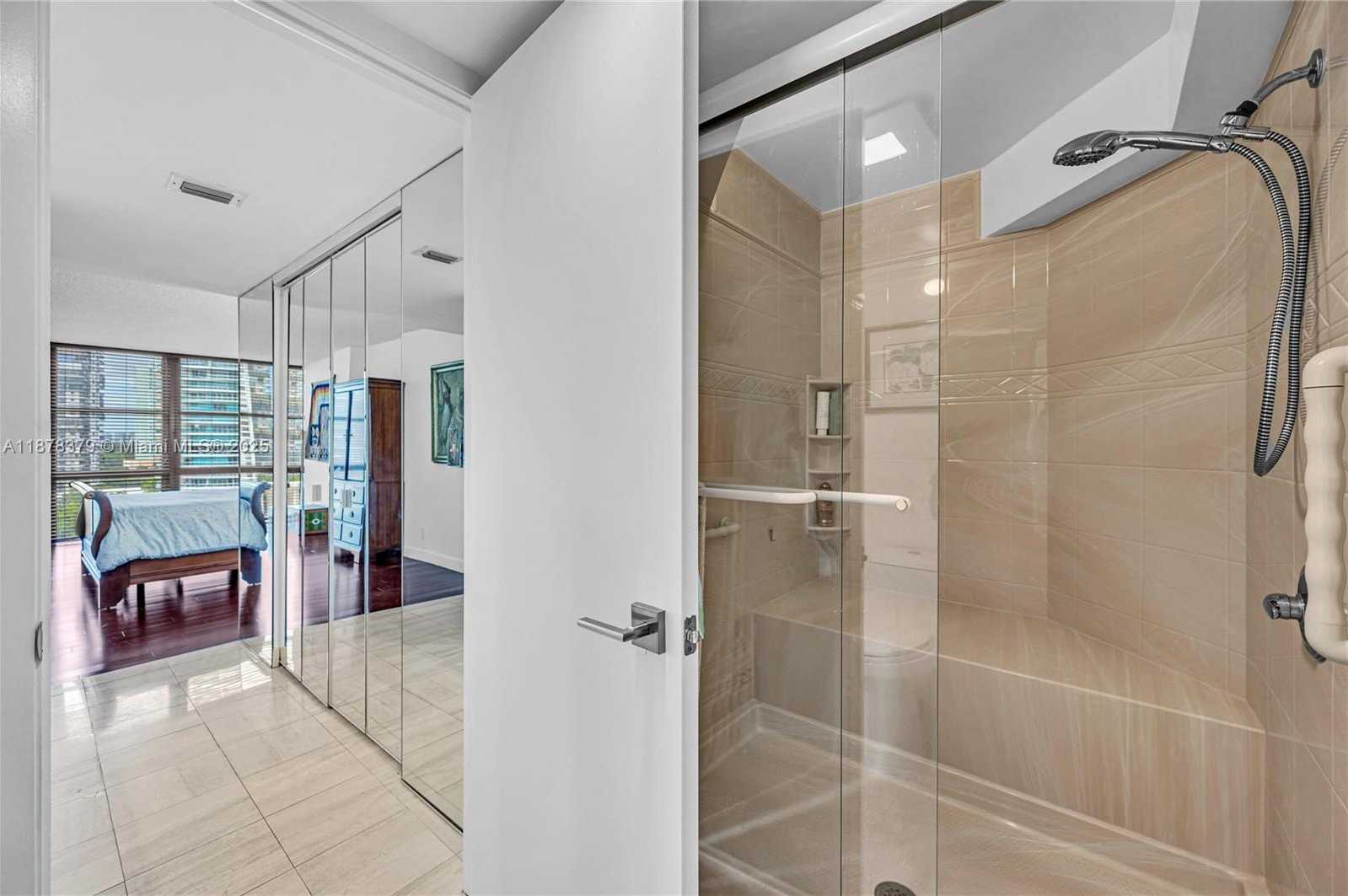 Small Image of 1925 BRICKELL AVE #D1108, Miami Number 18