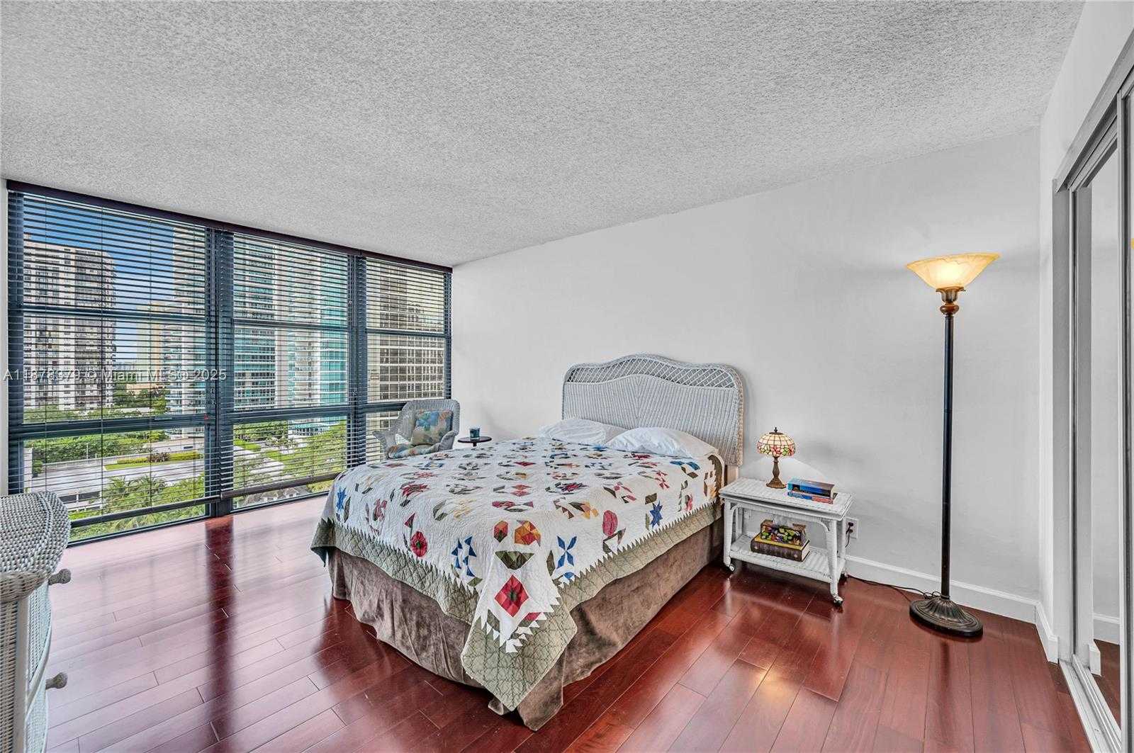 Small Image of 1925 BRICKELL AVE #D1108, Miami Number 21
