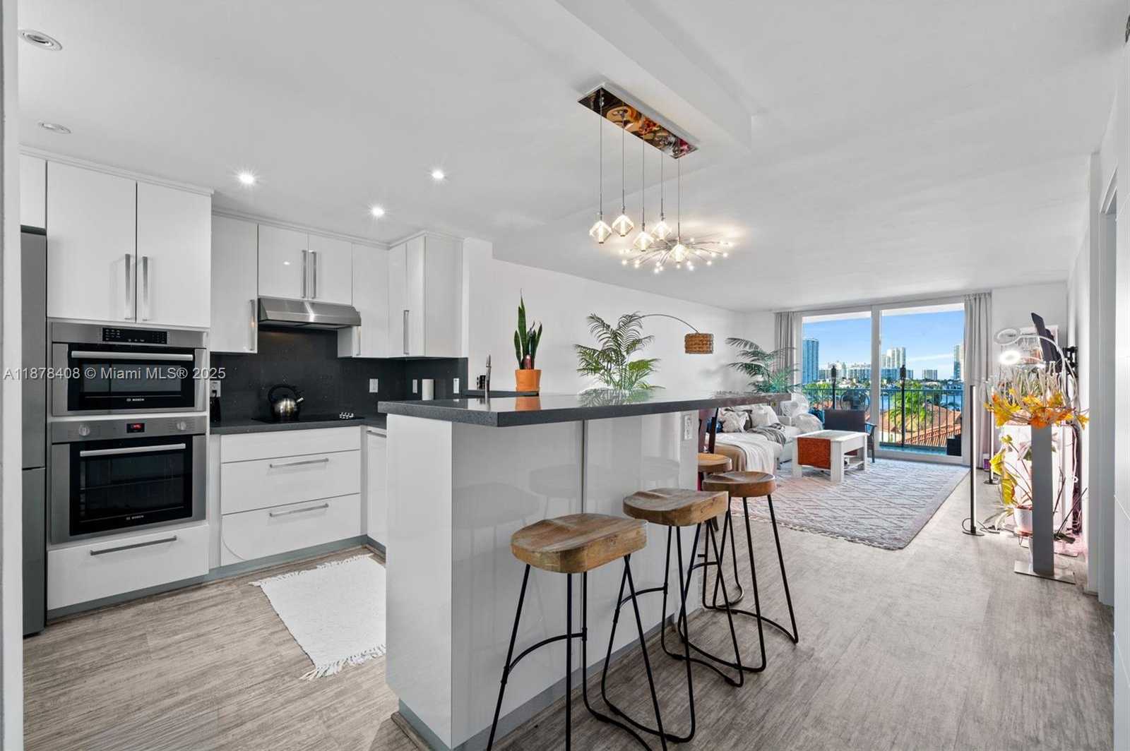 Small Image of 4000 NORTH EAST 170TH ST #602, North Miami Beach Number 5