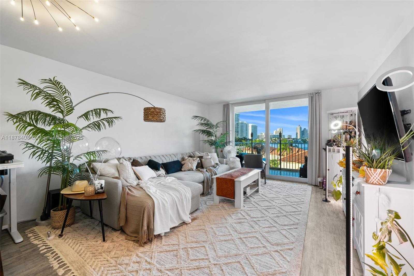 Small Image of 4000 NORTH EAST 170TH ST #602, North Miami Beach Number 9