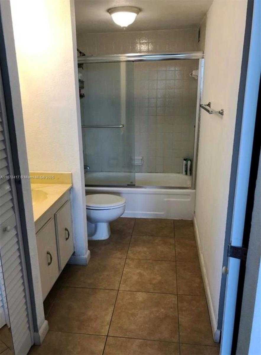 Small Image of 600 THREE ISLANDS BLVD #418, Hallandale Beach Number 10