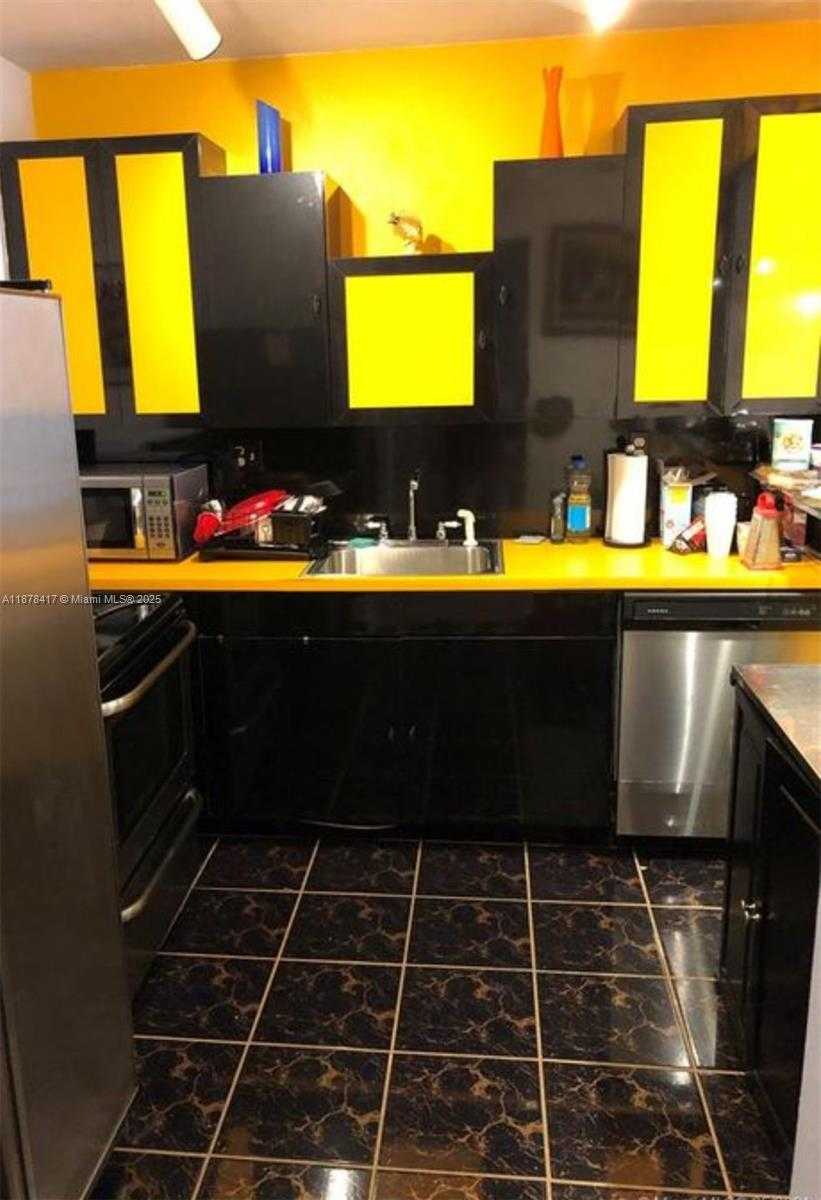 Small Image of 600 THREE ISLANDS BLVD #418, Hallandale Beach Number 2