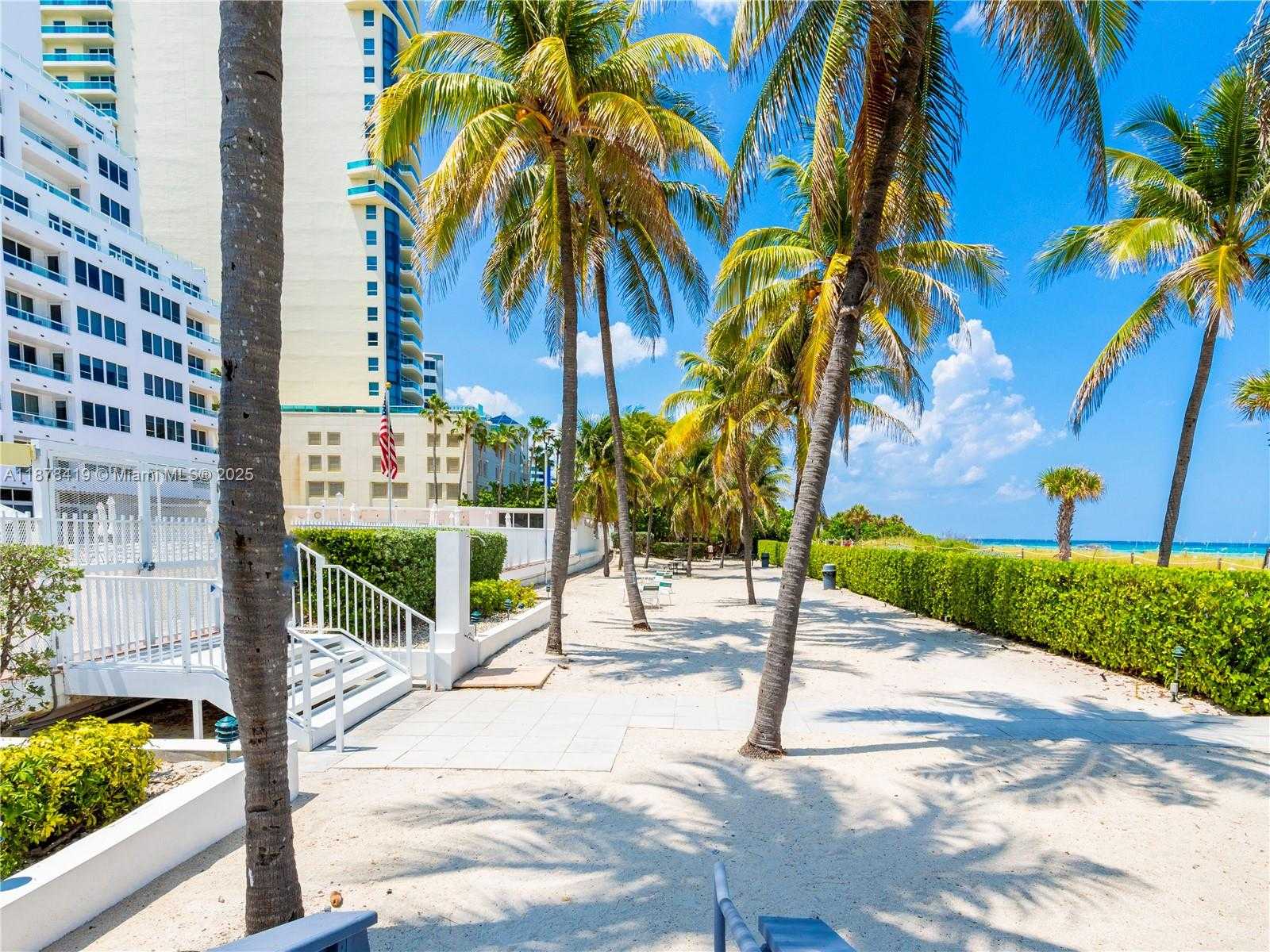 Small Image of 5005 COLLINS AVE #1105, Miami Beach Number 21
