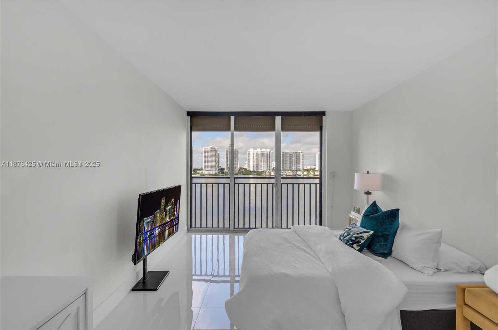 Small Image of 17720 NORTH BAY RD #903, Sunny Isles Beach Number 12