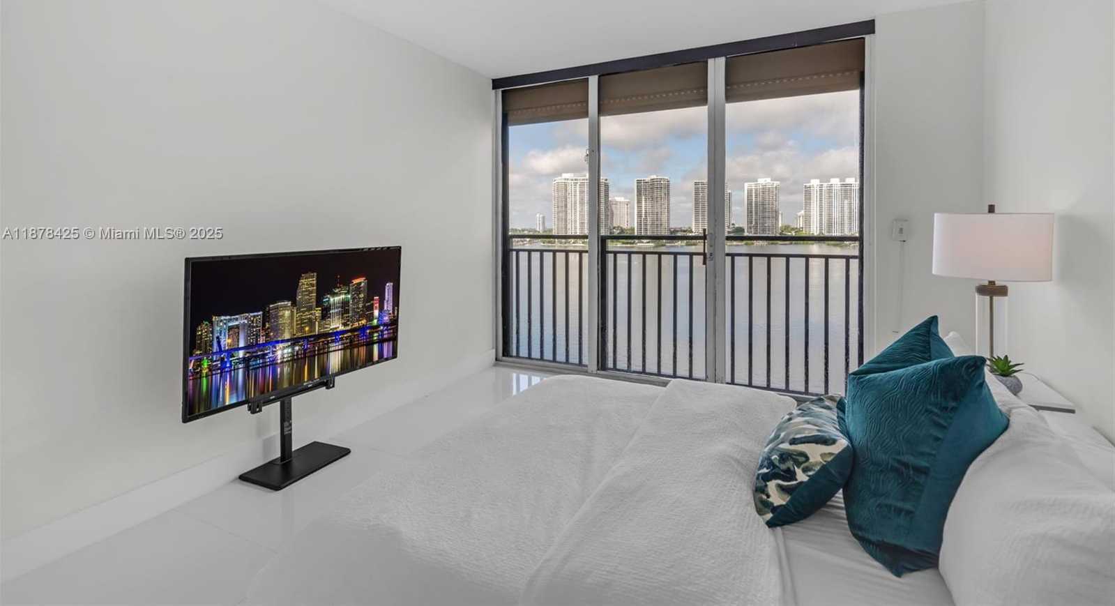 Small Image of 17720 NORTH BAY RD #903, Sunny Isles Beach Number 13
