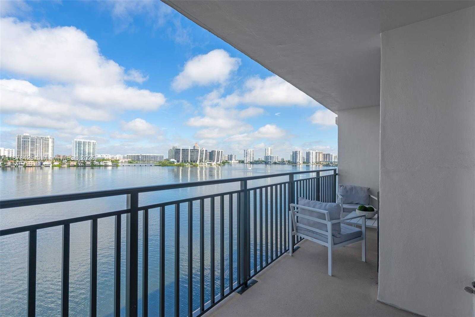 Small Image of 17720 NORTH BAY RD #903, Sunny Isles Beach Number 27