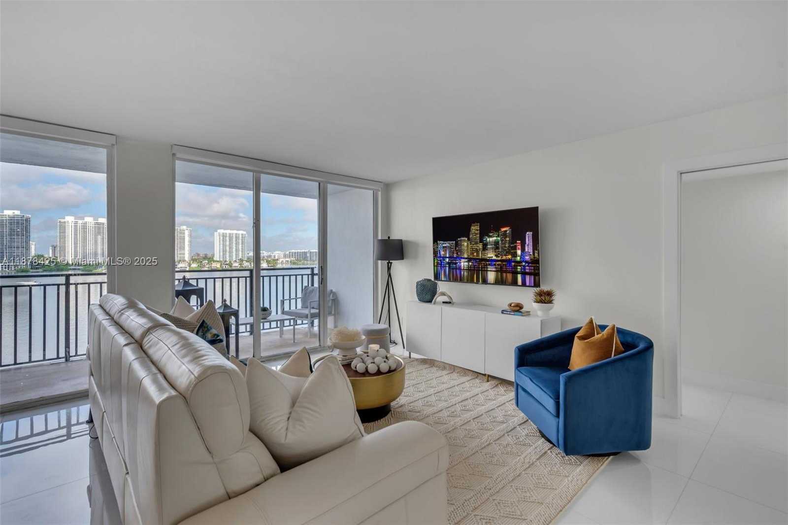 Small Image of 17720 NORTH BAY RD #903, Sunny Isles Beach Number 3