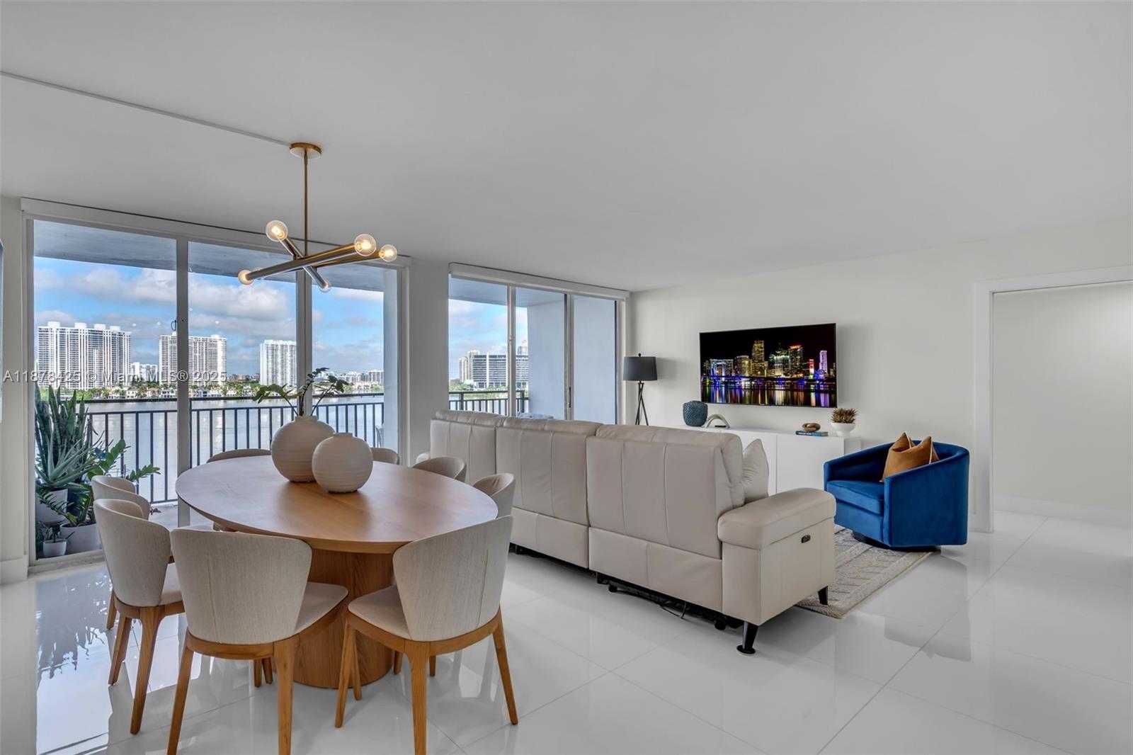 Small Image of 17720 NORTH BAY RD #903, Sunny Isles Beach Number 6