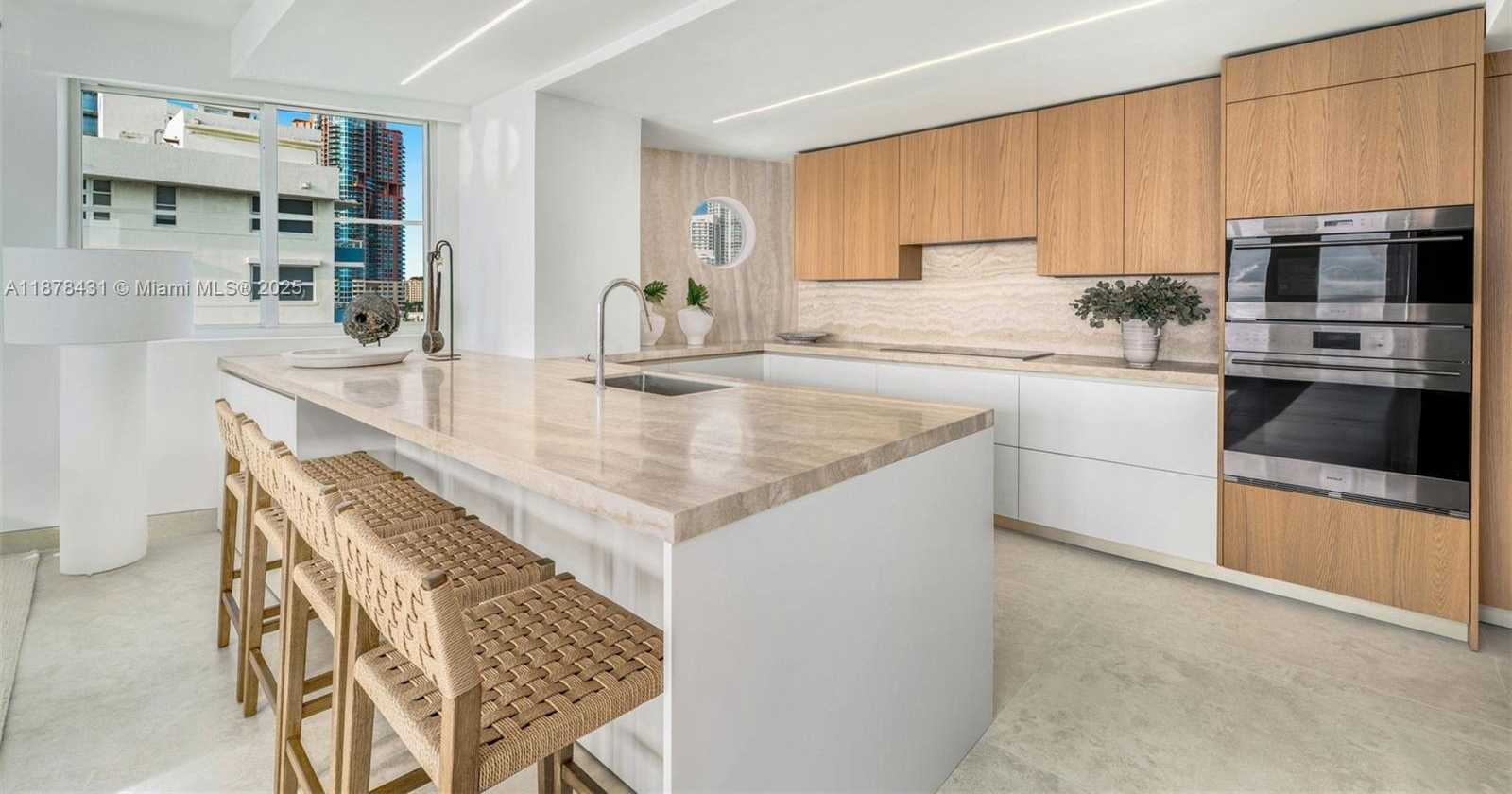 Small Image of 226 OCEAN DR #7F/7G, Miami Beach Number 37