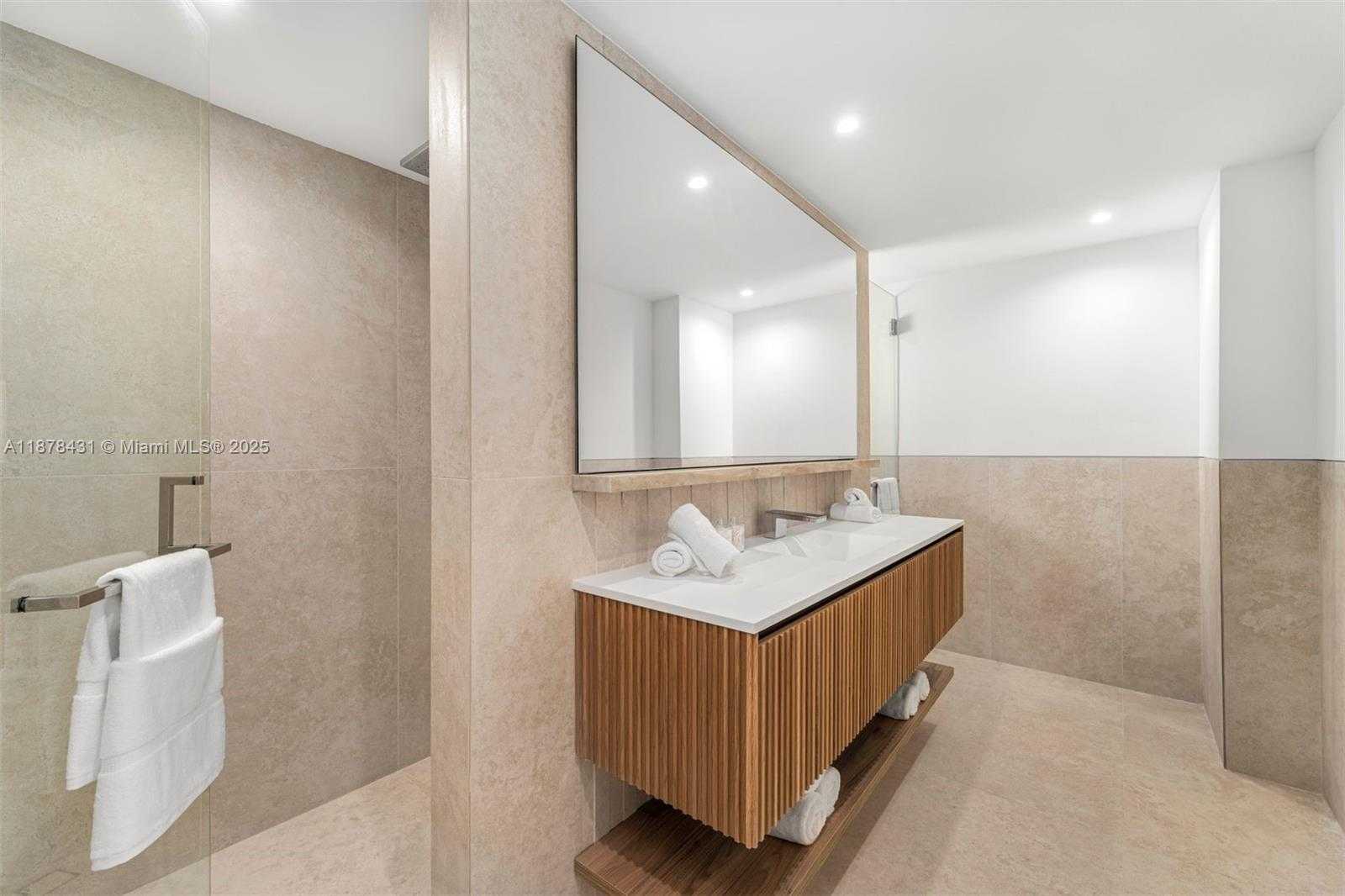 Small Image of 226 OCEAN DR #7F/7G, Miami Beach Number 42