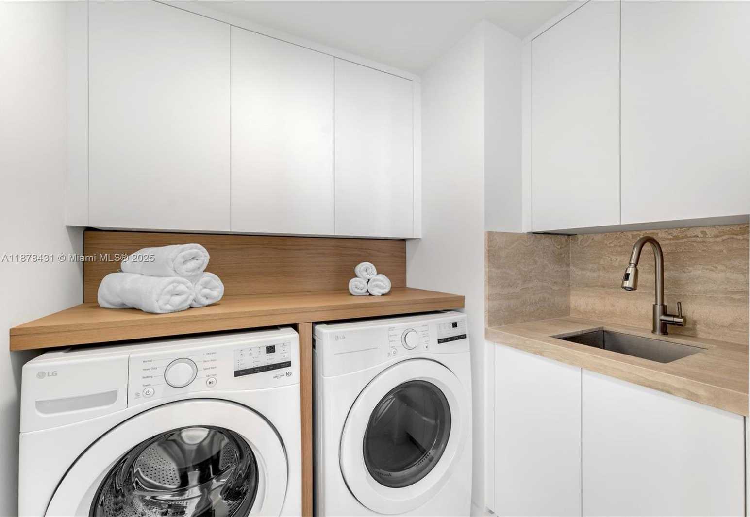 Small Image of 226 OCEAN DR #7F/7G, Miami Beach Number 45